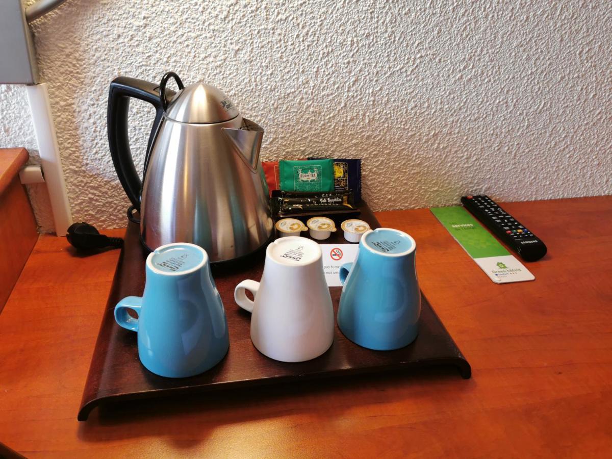 กรีนโฮเทล รัวซี ปาร์ก เด เอ็กซ์โปซิชิยง Hotel Tremblay-en-France ภายนอก รูปภาพ