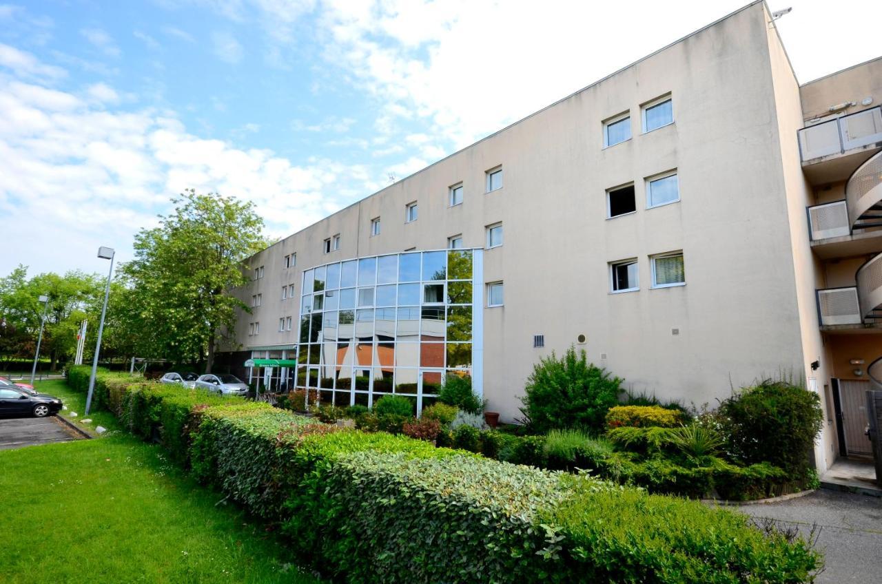 กรีนโฮเทล รัวซี ปาร์ก เด เอ็กซ์โปซิชิยง Hotel Tremblay-en-France ภายนอก รูปภาพ