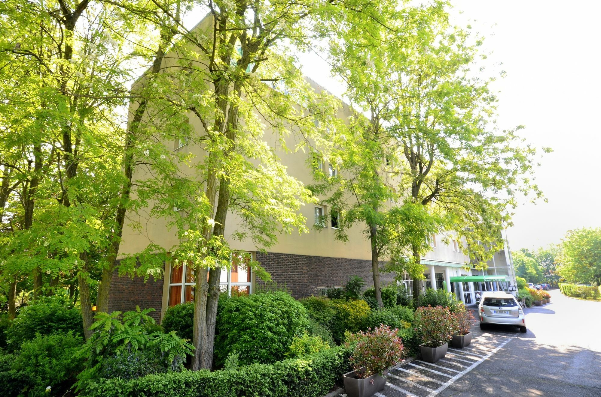 กรีนโฮเทล รัวซี ปาร์ก เด เอ็กซ์โปซิชิยง Hotel Tremblay-en-France ภายนอก รูปภาพ