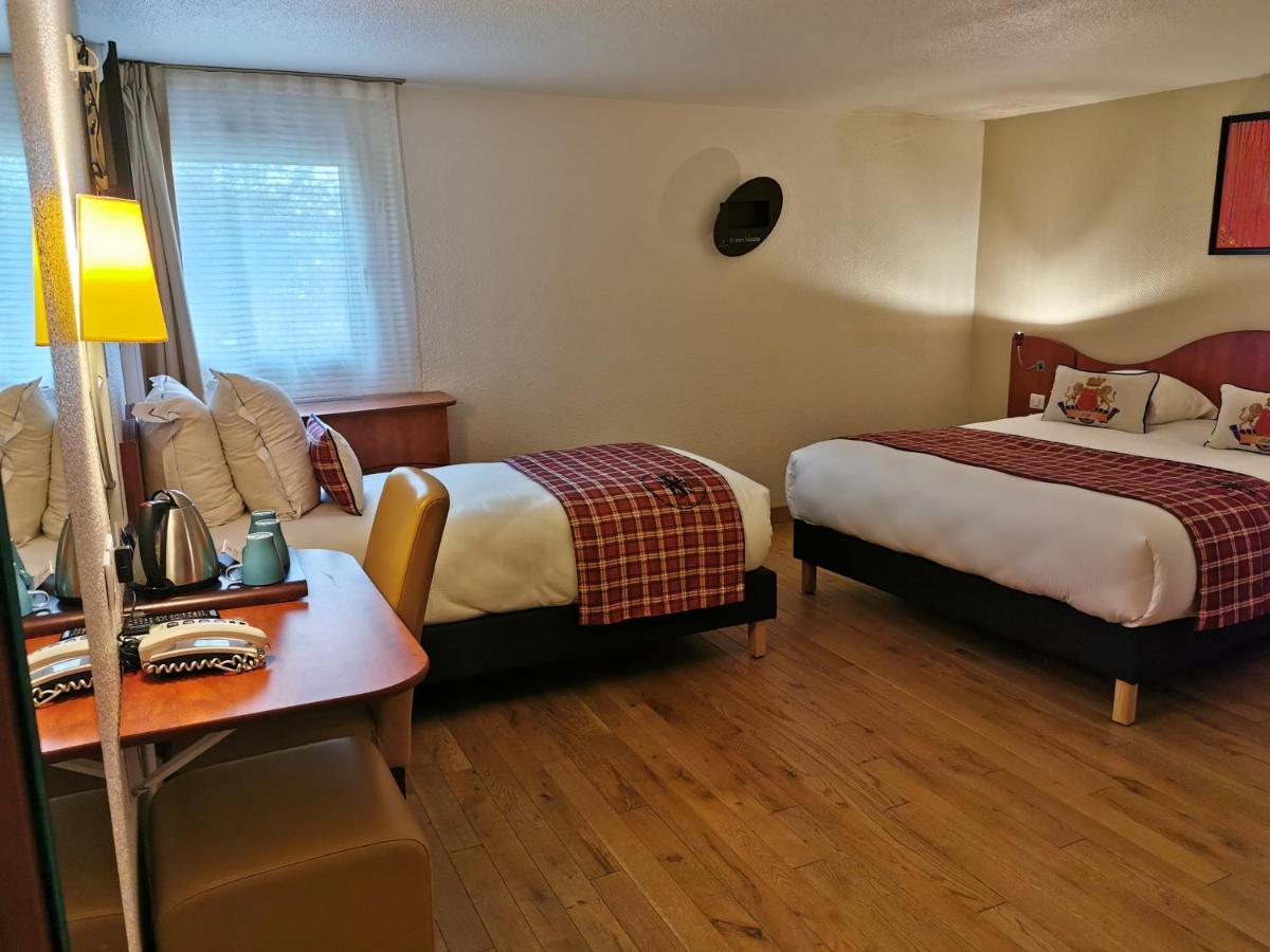 กรีนโฮเทล รัวซี ปาร์ก เด เอ็กซ์โปซิชิยง Hotel Tremblay-en-France ภายนอก รูปภาพ